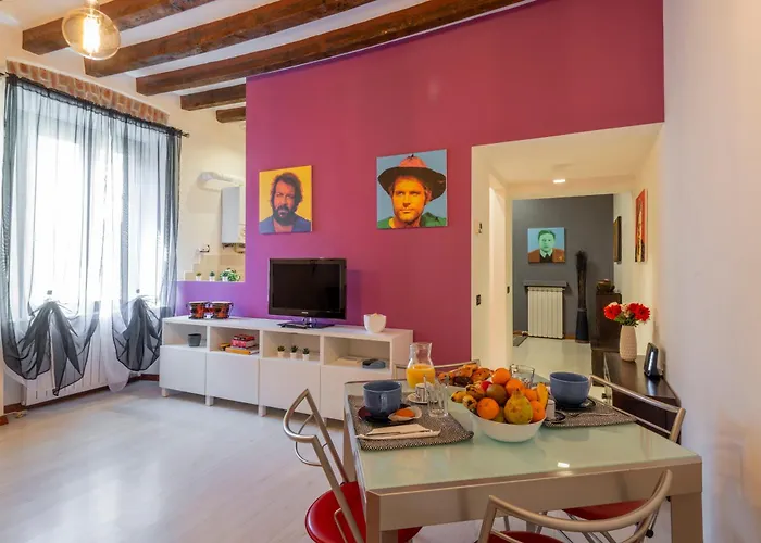 Lecco, 20 - In The Heart Of The Rainbow District