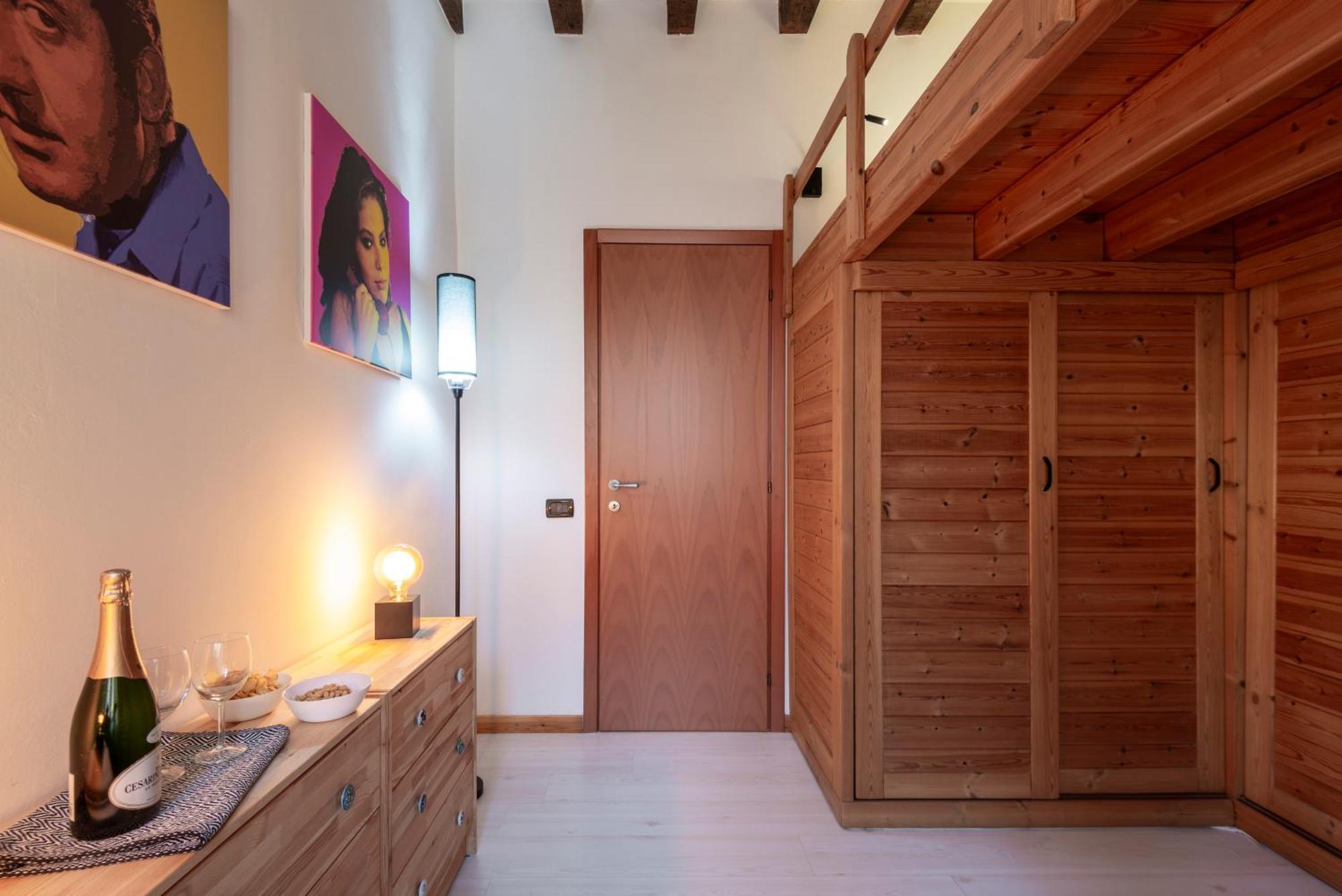 Lecco, 20 - In The Heart Of The Rainbow District * Milan